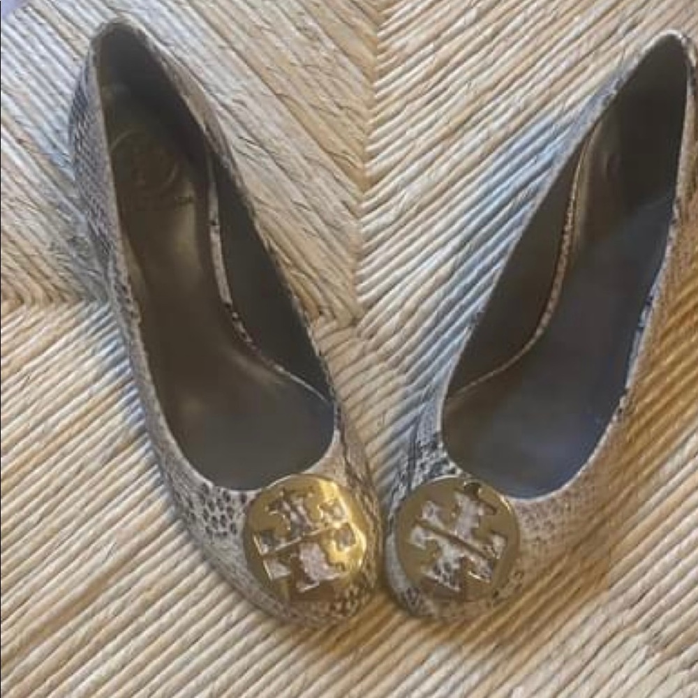 Tory Burch Snake Leather Wedge Sz 9